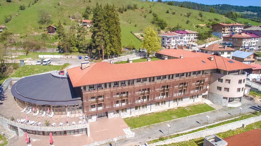 Borika Hotel Tsjepelare Eksteriør bilde